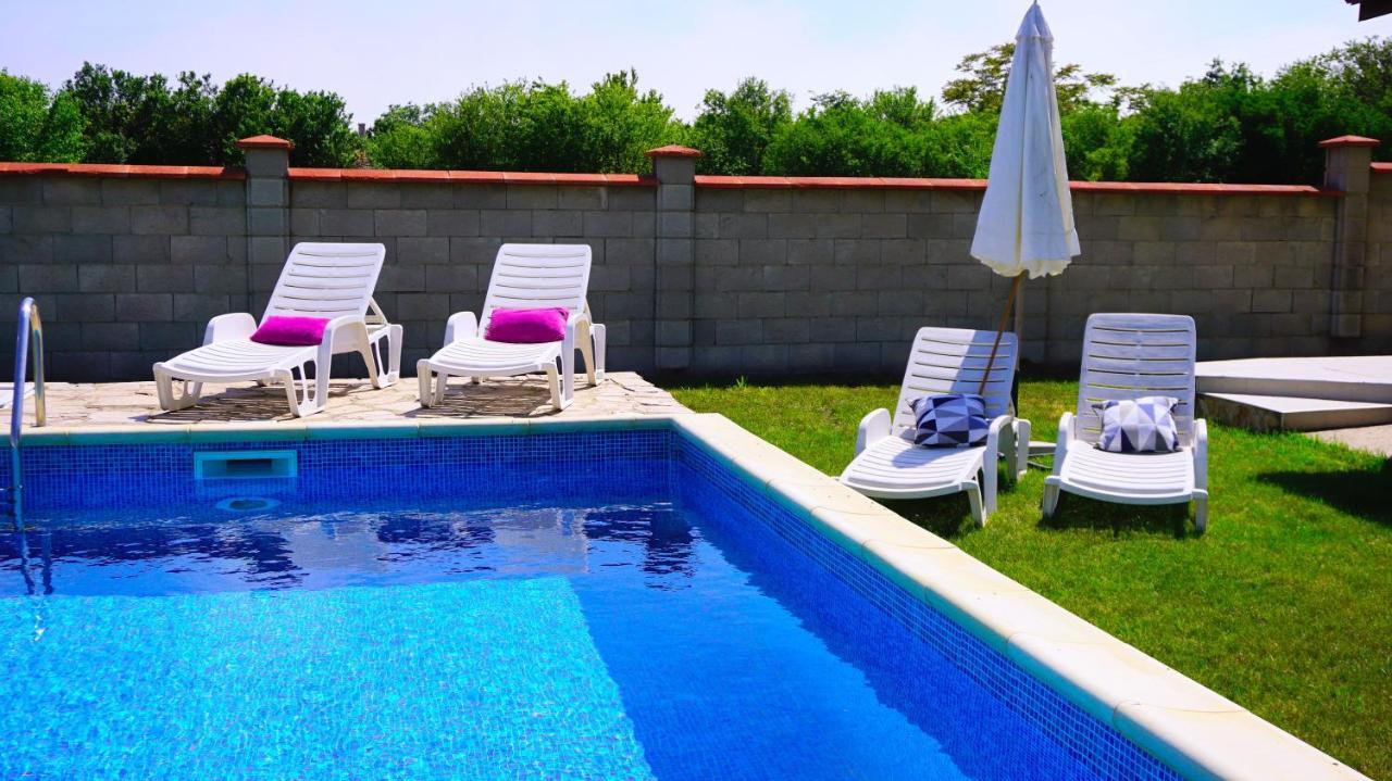 Вила Делфин - villa Delfin Болгарево Экстерьер фото