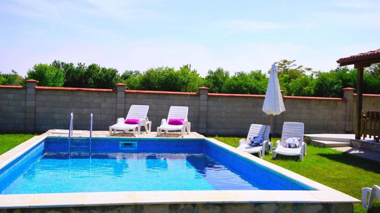 Вила Делфин - villa Delfin Болгарево Экстерьер фото
